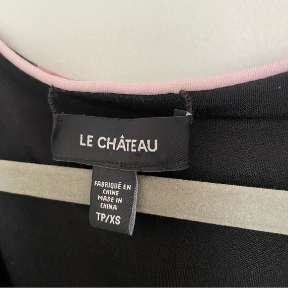 Bnwt le chateau pink black floral vNeck knee length dress - Picture 3 of 6